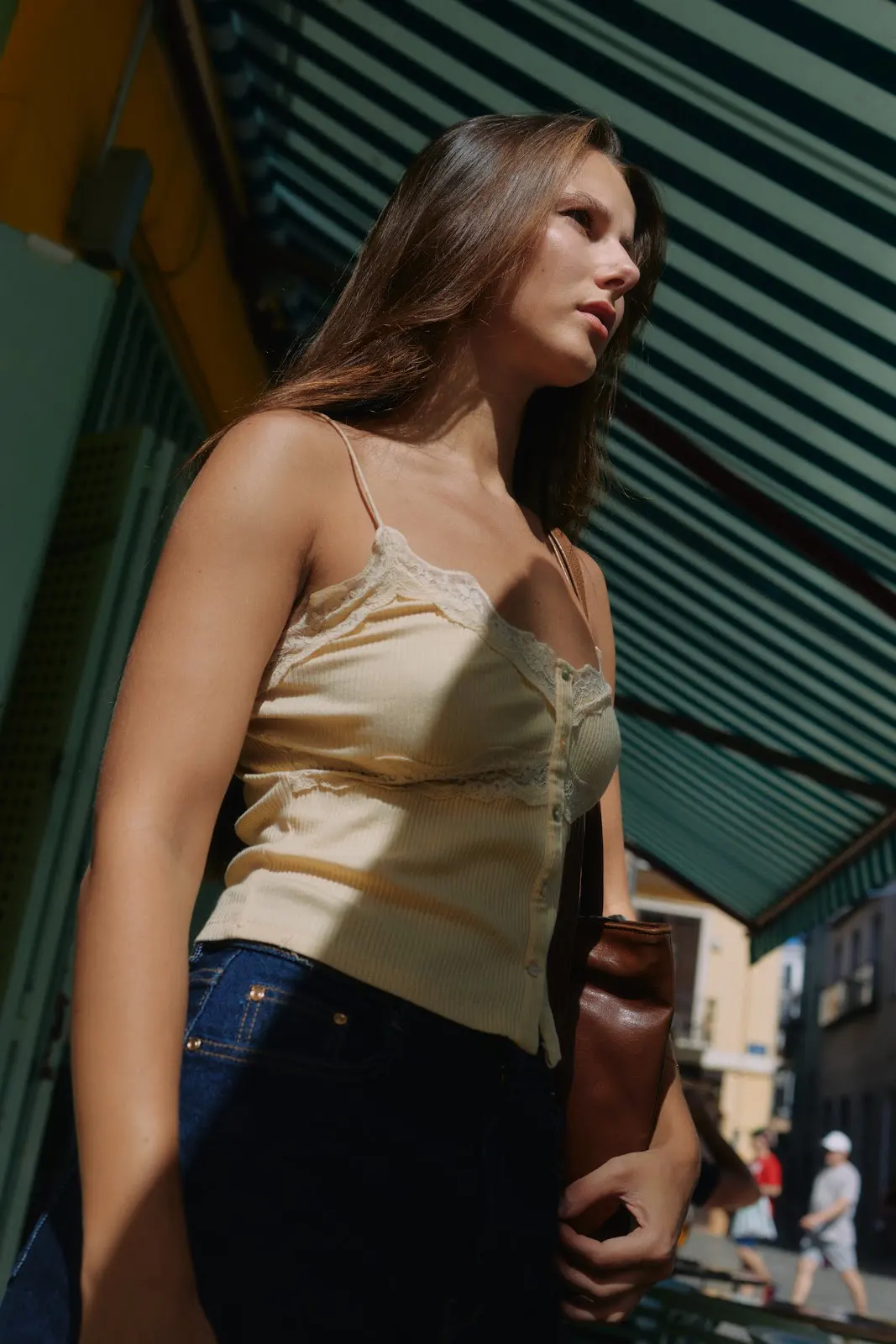 Musculosa cruda con puntilla — Detalle