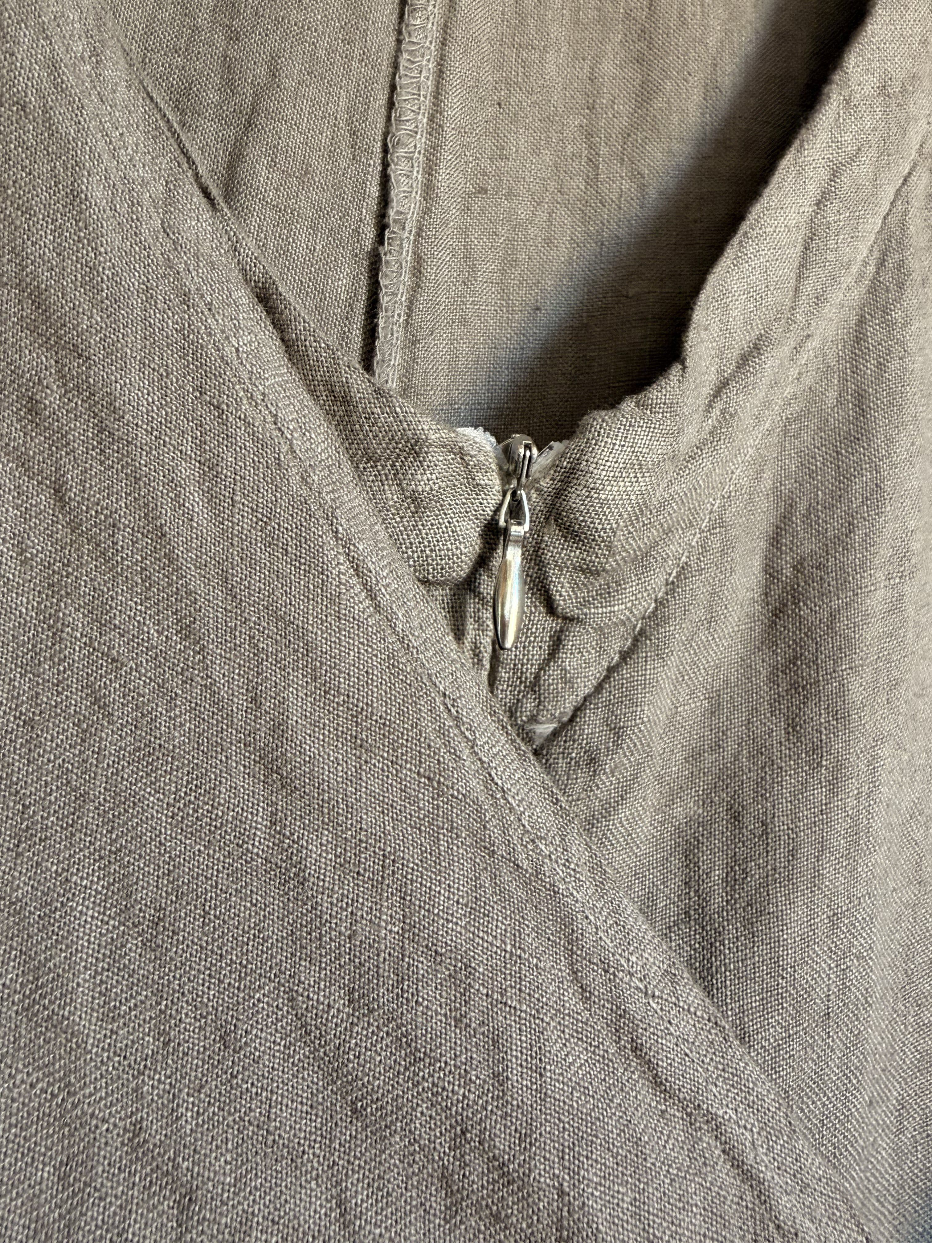 Monoprenda cruzada de lino — Tela