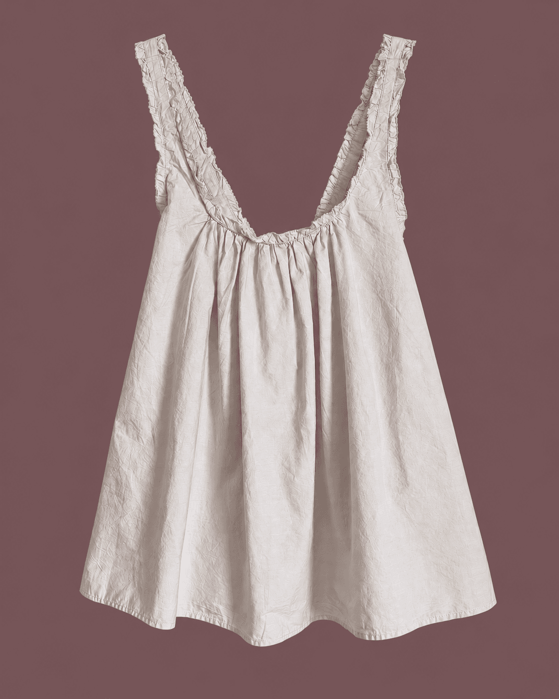 Musculosa con tirantes de vuelos — Prenda completa